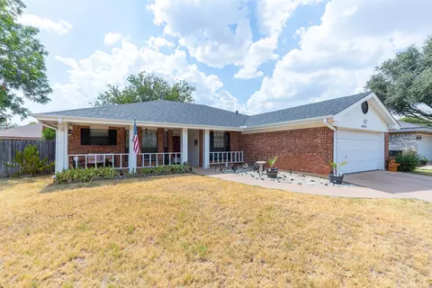 2901 Oak Ridge Ct, Abilene, TX 79606