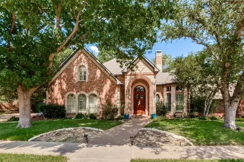 1119 Winding Brook Dr, Garland, TX 75044