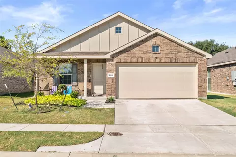 2015 Ava Dr, Ennis, TX 75119