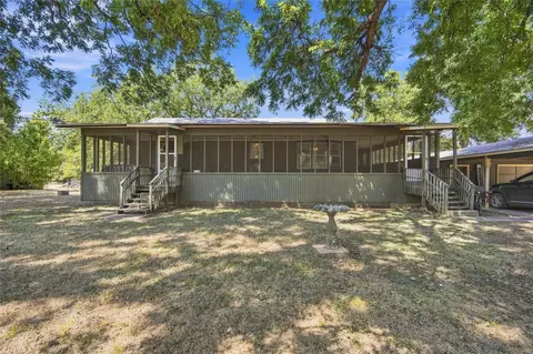 7094 Horseshoe Bend Trl, Weatherford, TX 76087