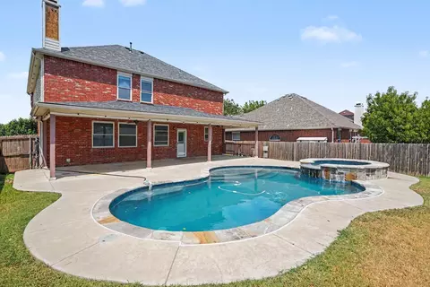 5400 Sonoma Dr, Fort Worth, TX 76244