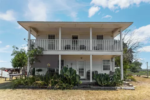 160 Ledgestone Ln, Blanket, TX 76432