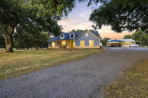 10381 Fm 512, Wolfe City, TX 75496