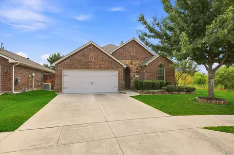 9200 Comanche Ridge Dr, Fort Worth, TX 76131