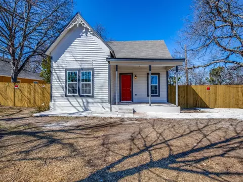 3204 5th Ave, Fort Worth, TX 76110
