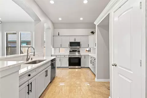 Kitchen - 10409 Condor Loop, Waco, TX 76708 photo 3 of 3