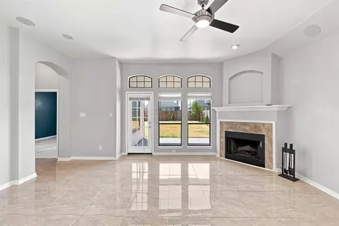 Living - 10409 Condor Loop, Waco, TX 76708 photo 6 of 7