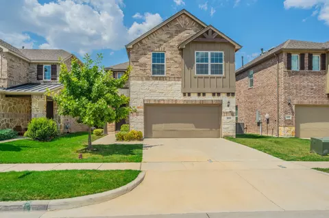 2833 Henson Ln, Garland, TX 75040