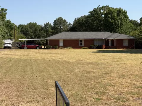 1329 E Union Bower Rd, Irving, TX 75061