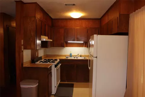 Kitchen - 511 Babb Cir, Minden, LA 71055 photo 3 of 6