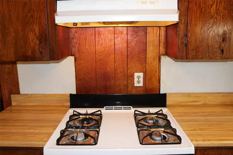 Kitchen - 511 Babb Cir, Minden, LA 71055 photo 5 of 6