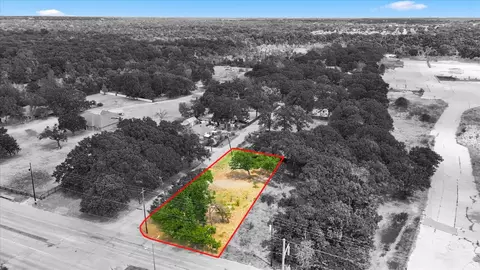 2000 Dowdy Ferry Rd, Dallas, TX 75217