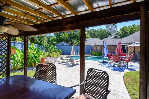 2906 River Crest St, Grapevine, TX 76051