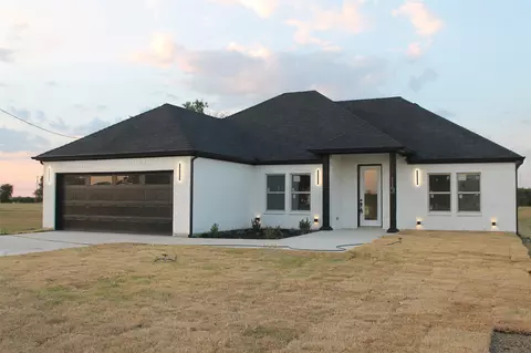 113 Scenic Rd, Trinidad, TX 75163