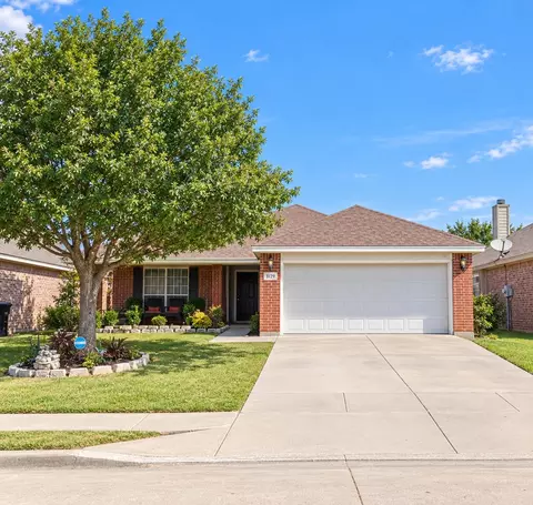 3129 Evangeline Rd, Fort Worth, TX 76140