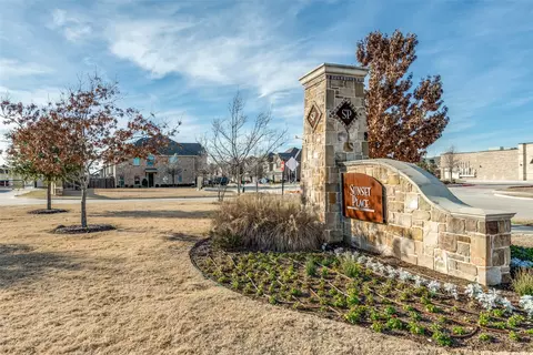 2741 Splendor Dr, Little Elm, TX 75068