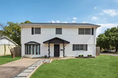 213 Harrington Cir, Duncanville, TX 75116