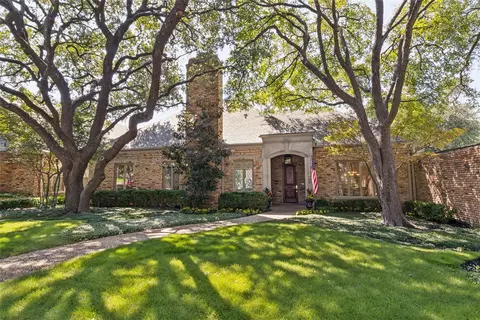 10 Saint Laurent Pl, Dallas, TX 75225