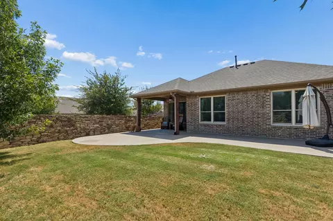 1500 Tumbleweed Trl, Northlake, TX 76226