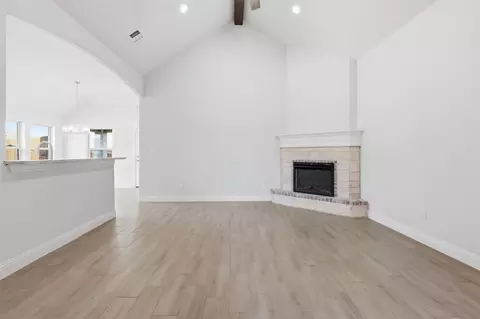 Living - 816 Haley St, Springtown, TX 76082 photo 2 of 5