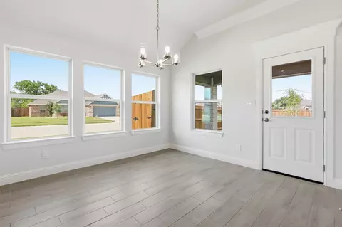 Dining - 816 Haley St, Springtown, TX 76082 photo 1 of 1