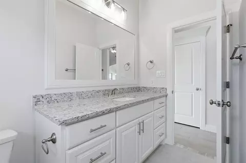 Bath - 816 Haley St, Springtown, TX 76082 photo 4 of 5