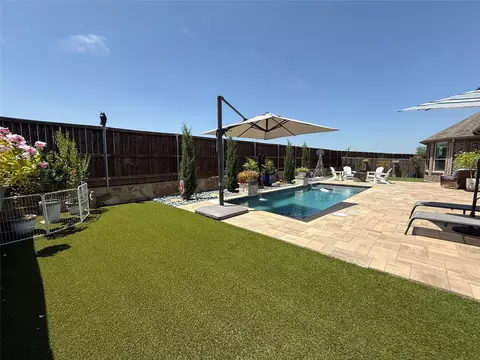 1517 Cedar Berry Dr, Aubrey, TX 76227