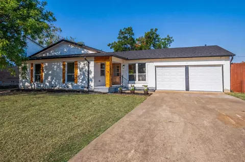 14517 Dennis Ln, Farmers Branch, TX 75234