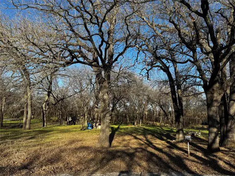 175 Quail Haven St, Alvarado, TX 76009