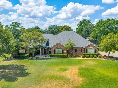 103 Texas Cir, Sunnyvale, TX 75182