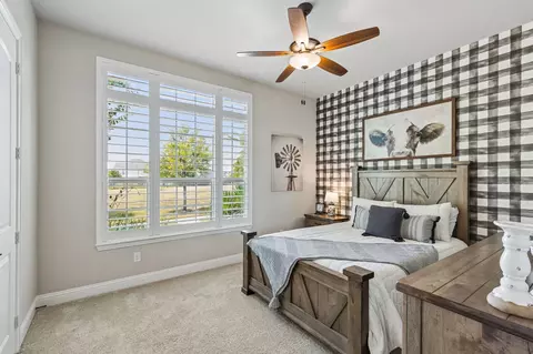 Bedroom - 1828 Quiet Oak Pl, Aledo, TX 76008 photo 3 of 6