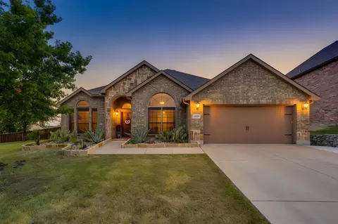 1609 Serenity Ln, Weatherford, TX 76087