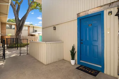 4011 Cole Ave #111, Dallas, TX 75204