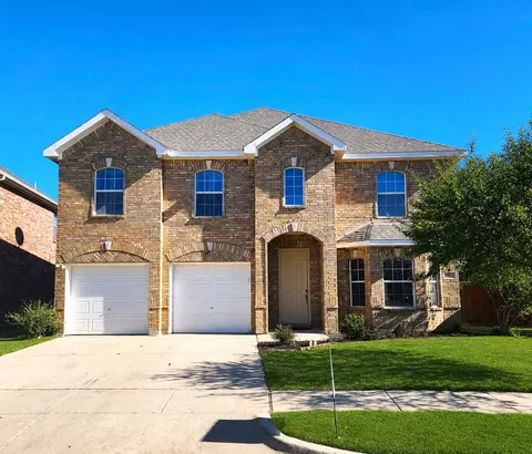 5513 Grenada Dr, Fort Worth, TX 76119