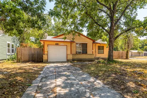 11102 Barbarosa Dr, Dallas, TX 75228