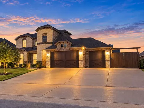 112 St Elias Dr, Burleson, TX 76028
