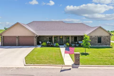 820 Fleitman Dr, Muenster, TX 76252