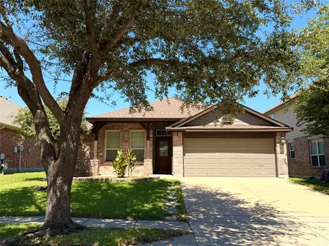 10356 Bradshaw Dr, Fort Worth, TX 76108