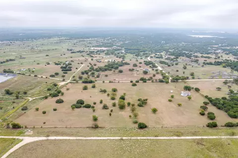 9064 Summit Ct E, Cleburne, TX 76033 photo 40
