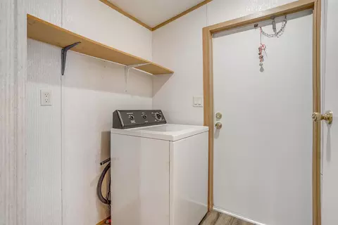 9064 Summit Ct E, Cleburne, TX 76033 photo 31