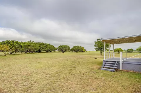 9064 Summit Ct E, Cleburne, TX 76033 photo 33
