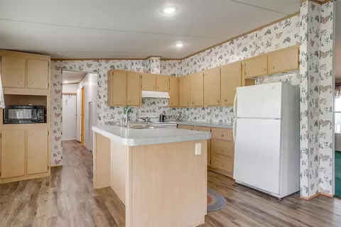9064 Summit Ct E, Cleburne, TX 76033 photo 19