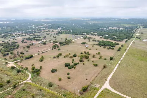 9064 Summit Ct E, Cleburne, TX 76033 photo 38