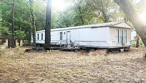 112 Charlies Place Rd, Trinidad, TX 75163