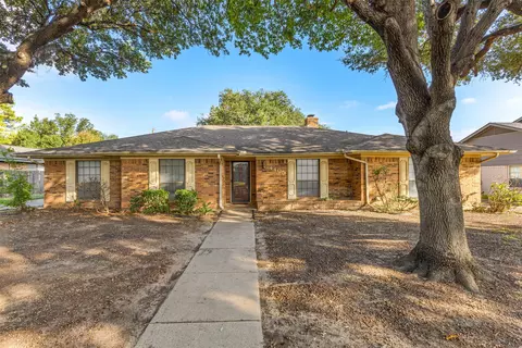 4405 Kingswick Dr, Arlington, TX 76016