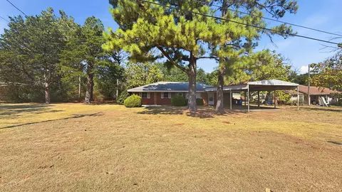 1027 Highway 377 N, Whitesboro, TX 76273