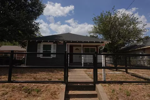 3823 Jamaica, Dallas, TX 75210