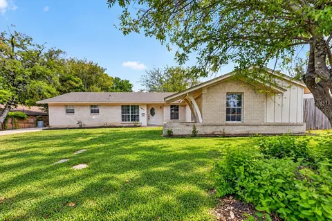 3615 Morningstar Ln, Farmers Branch, TX 75234