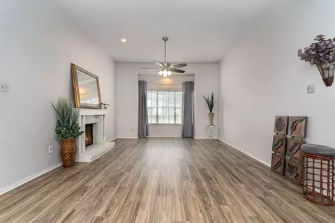 10416 High Hollows Dr #233, Dallas, TX 75230