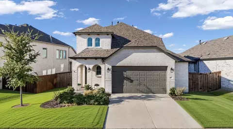 1825 Pelham Dr, Aubrey, TX 76227